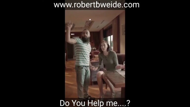 Robert B.Weide Season 8 Episode 15 – Do You Love Me….?